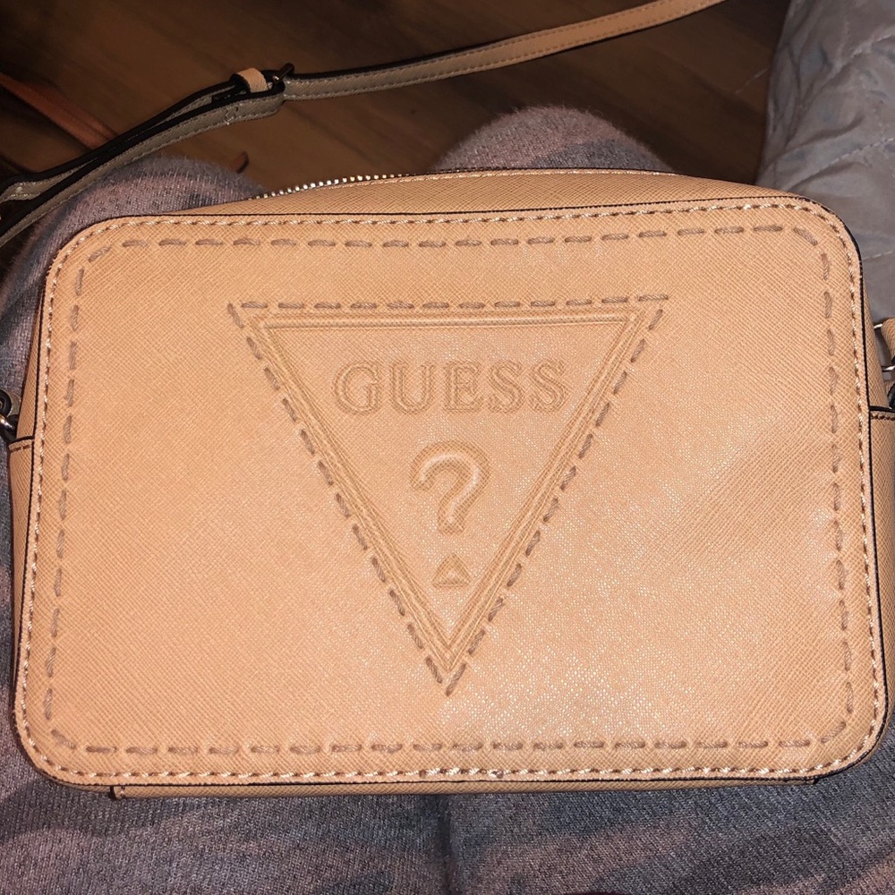 GUESS Crossbody